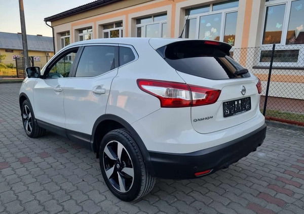 Nissan Qashqai cena 59900 przebieg: 90000, rok produkcji 2016 z Tyczyn małe 92